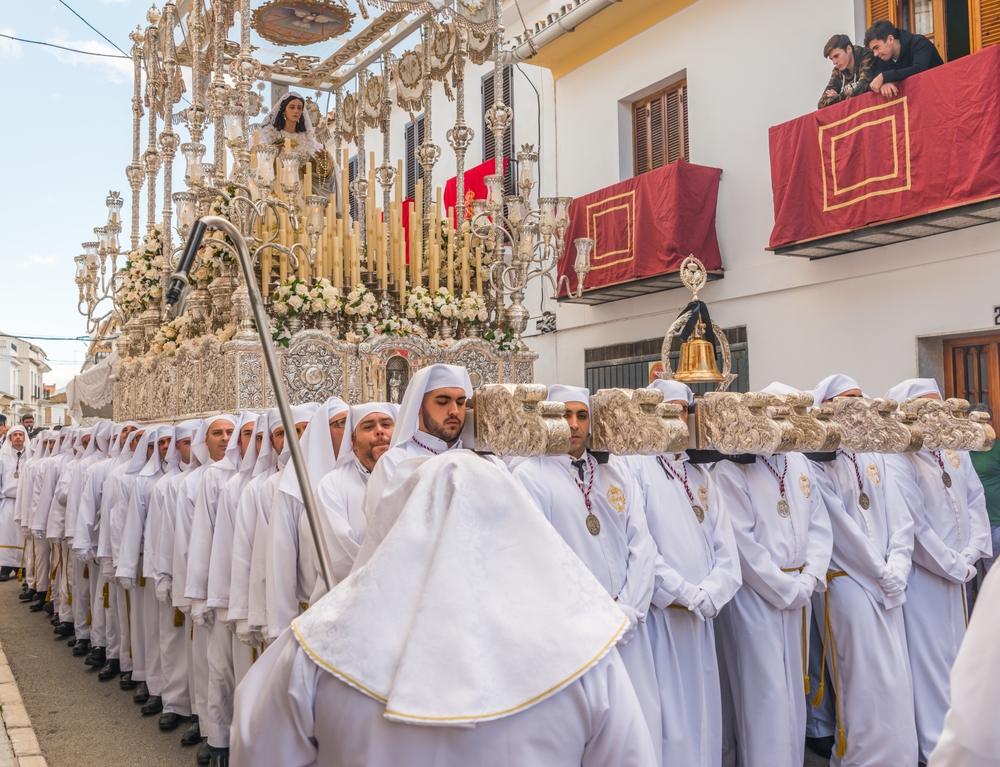 Early week processions