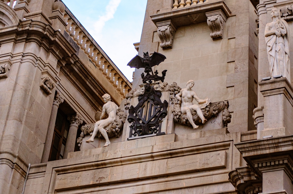 Bat emblem on Valencia City Hall building