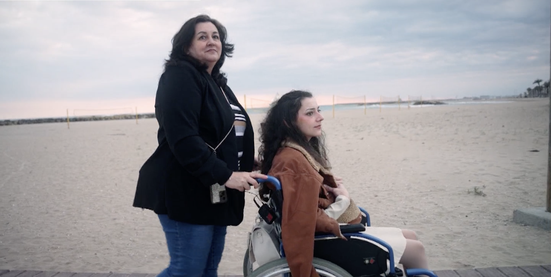 Noelia with her mother