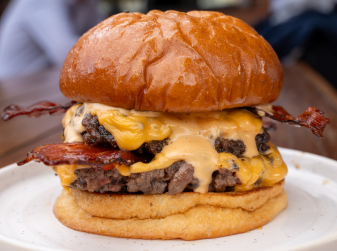 Valencia's Hundred Burgers Tops the World's Best Burger Ranking for the Third Year Running