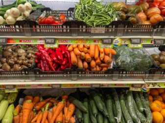 Spain’s New Food Waste Law: Discounts on "Ugly" Produce