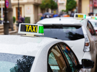 Free Taxis in Valencia During Fallas — Drivers Launch a Surprise Protest