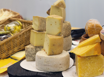 Fiesta del Queso Returns to Valencia: Three Days of Artisanal Cheese Tastings