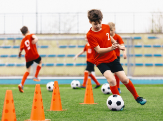 Football with Legends: Valencia’s Easter Camp for Kids