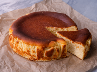 Valencia's Saler Mall Is Hosting a Free Food Festival Series — Cheesecake, Kebab, and Mexican Food