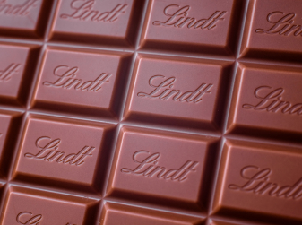 A Sweet Return! Lindt Reopens the Valencia Store After a Major Makeover