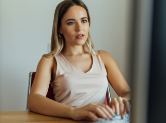 AI as Your Pocket Assistant: How to Survive Spanish Bureaucracy Without Fluent Spanish