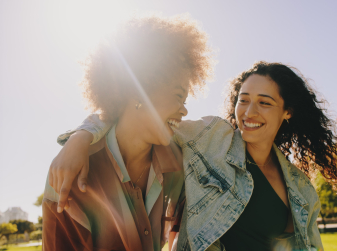 How to Look for Friends in Emigration: Facebook, Dating Apps, and Notes on Lamp Posts