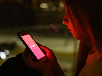 The Swipe Exhaustion: How Dating Apps are Reinventing Connection in 2026