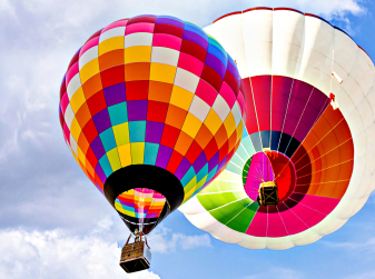 Castellón's International Wind Festival Returns with 800 Kites, LED Night Shows, and Balloon Rides