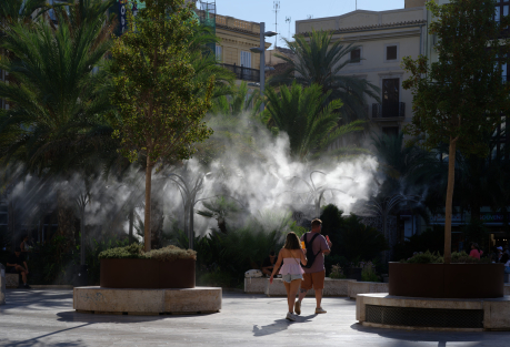 New Heatwave Hits Spain: Warnings in 14 Regions, Temperatures Up to 42°C