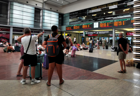 Spanish Rail Trade Union Calls Two 24-Hour Renfe Strikes During Peak Summer Travel