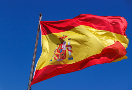 Valencia Parliament Approves 2026 Budget Enshrining "National Priority" Aid Clause