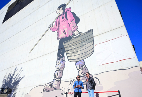 Valencia Commissions Paco Roca to Create a Monument to DANA Volunteers