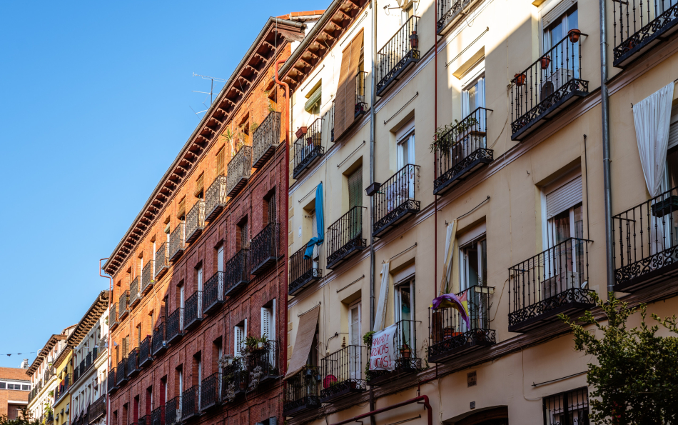 Barcelona offers up to €30,000 to bring empty flats back onto the rental market