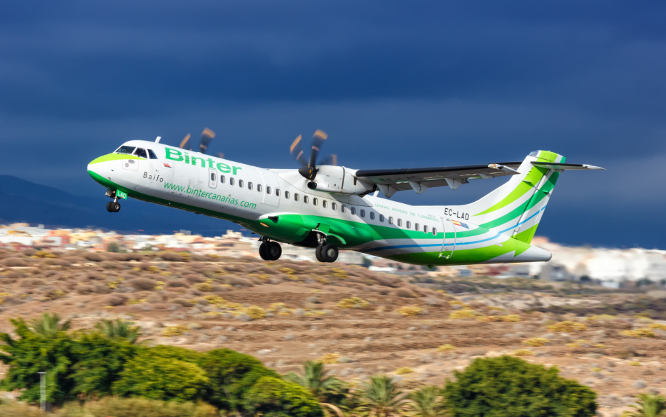 Island Hopping for Less: Binter Announces New Flight Deals Between Valencia and the Canary Islands