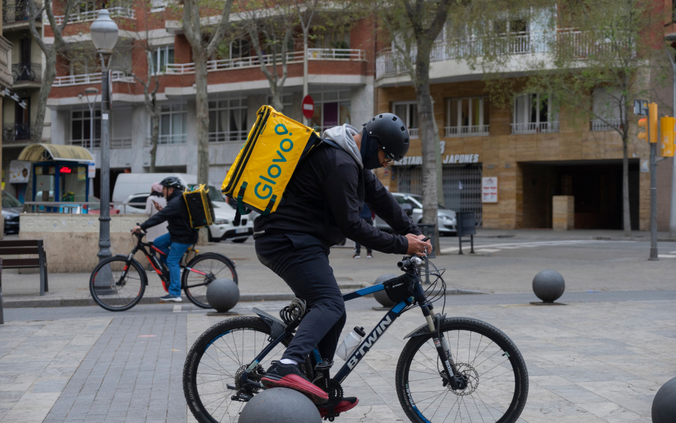 Nation-Wide Strike: Glovo Couriers to Halt Deliveries Across Spain from 24 to 26 April