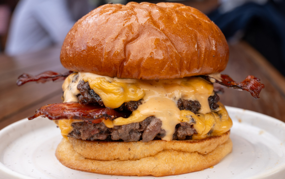 Valencia's Hundred Burgers Tops the World's Best Burger Ranking for the Third Year Running