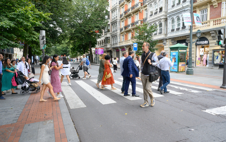 Most Spaniards Support Stricter Rules for Pedestrians