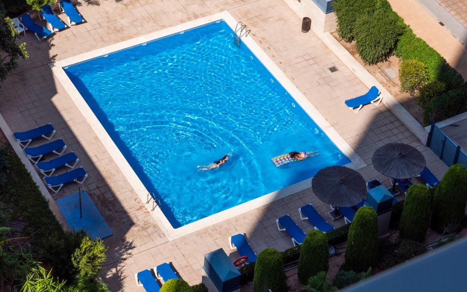 Valencia's Municipal Pools Open for Summer on 6 June — €3.35 Entry