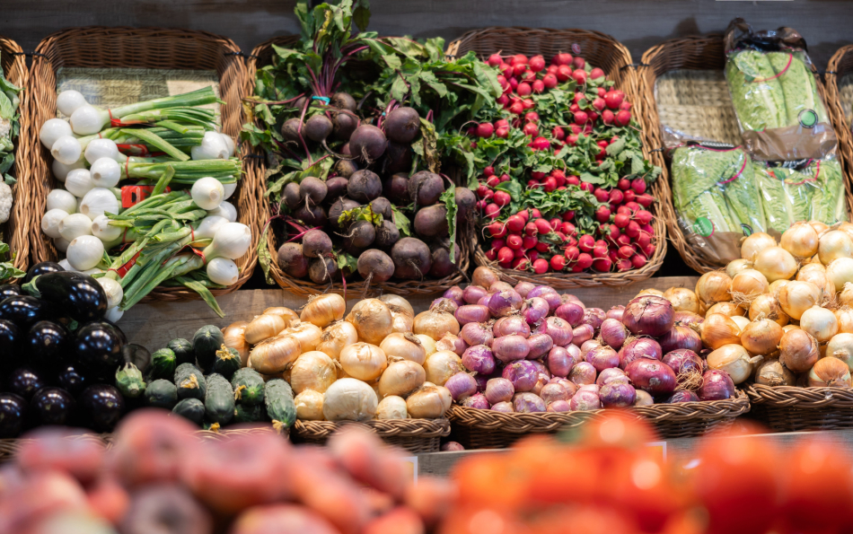 Most Spaniards Still Prefer Markets Over Stores for Fresh Food, Study Finds