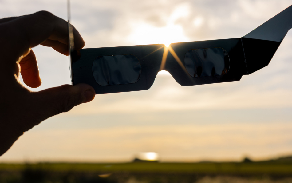 Valencia Prepares for First Total Solar Eclipse in Over a Century