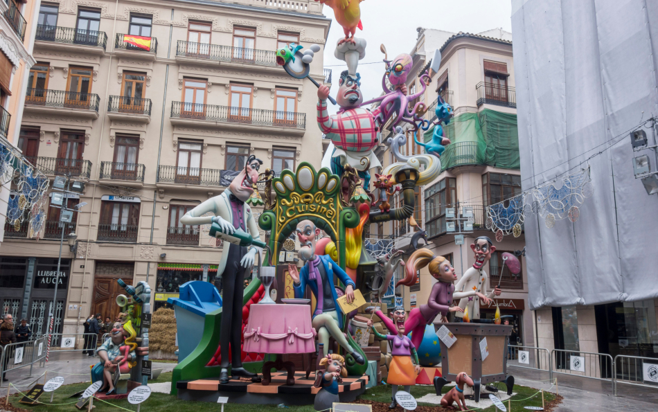 Valencia Approves €340K Las Fallas Funding for 2027–2029 but Rejects 3-Day Ofrenda Proposal