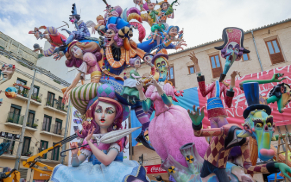 An ultimate guide to Las Fallas 2026 figures