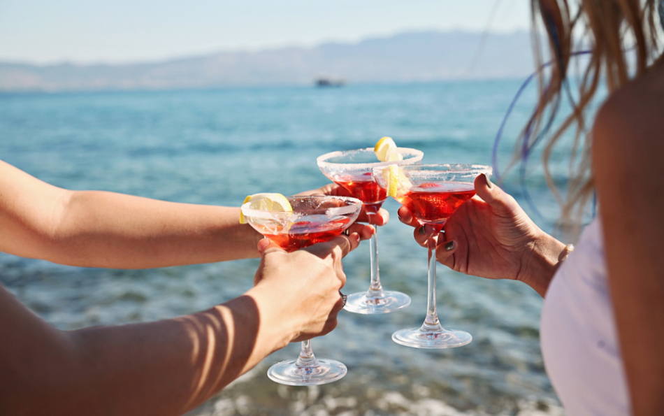 11 Must-Visit Cocktail Bars in Valencia for Great Drinks and your Instagram Feed